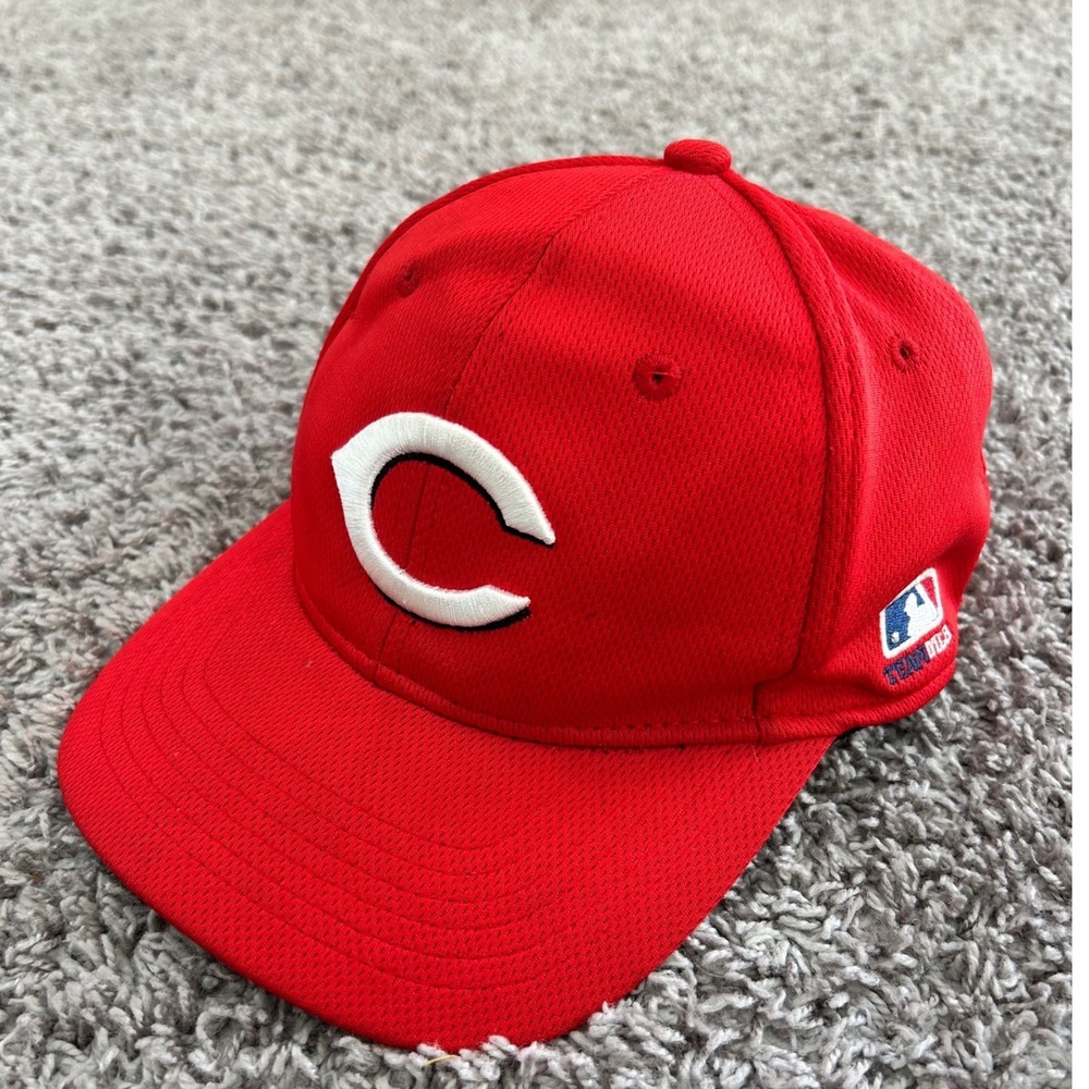 Cincinnati Reds MLB Youth Baseball Cap Red Fitted Team MLB OC Sports